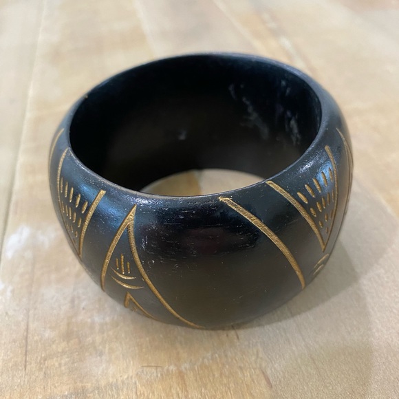 Dark Brown Wood Carved Light Bangle Bracelet - Picture 8 of 16